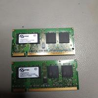 2 moduli DDR2 -5300 da 512Mb