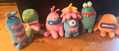 Set di nr. 6 peluche collezione Hey Clay  + libro