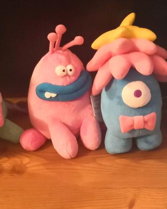 Set di nr. 6 peluche collezione Hey Clay  + libro