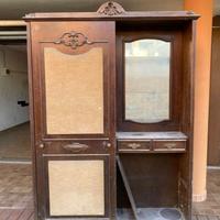 Armadio con guardaroba