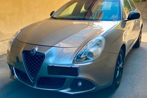 ALFA ROMEO GIULIETTA 1.6 DIESEL-OK NEOPATENTATI
