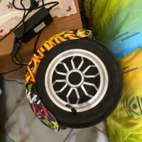 Hoveboard con luci led e altoparlante bluetooth,