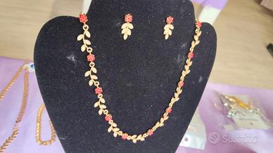 Set collana con orecchini rosso