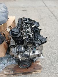 testata completa di valvole motore bmw
