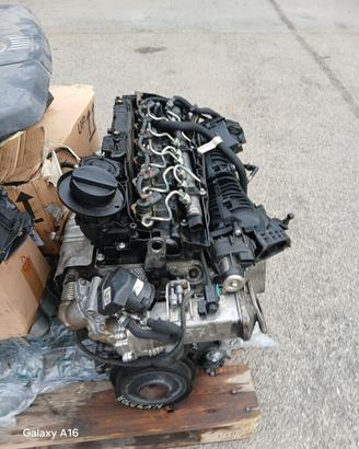 testata completa di valvole motore bmw