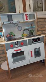 cucina giocattolo 