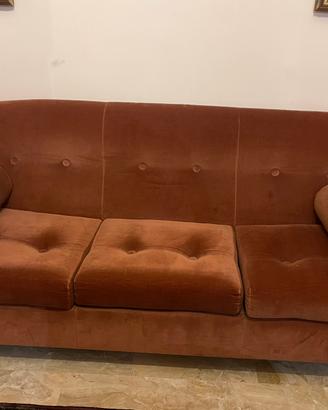 Salotto composto da Divano 3 posti e  2 poltrone
