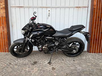 Yamaha MT-07 35kW (A2)