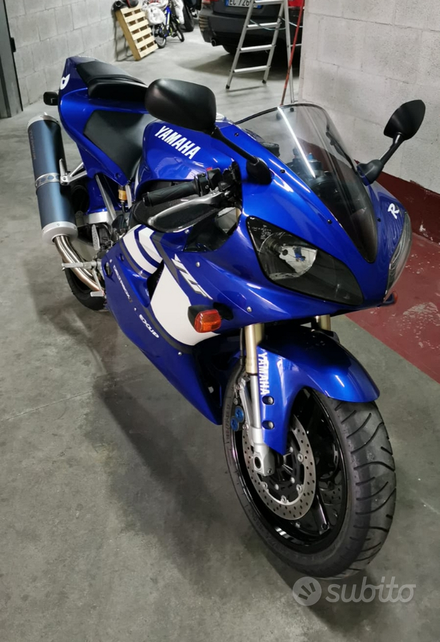 Moto Usate Prezzo Yamaha R1 Usata Yamaha R1 2001 Vendita In Moto E