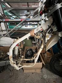 Telaio con documenti Husqvarna tc510 2010