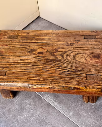 Sgabello Rustico Antico / Poggiapiedi Zen