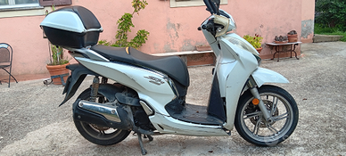 Scooter Honda sh300