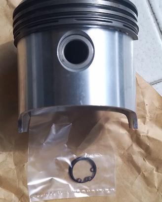 Pistone completo per  Guzzi 500 nuovo falcone.