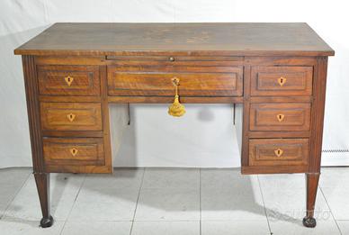 Antica scrivania Luigi XVI in noce intarsi acero