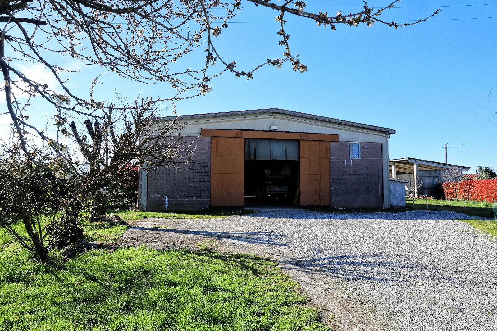 Compendio agricolo operativo 12.500 mq - vimercate - Vista 4