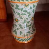 porta ombrelli in ceramica