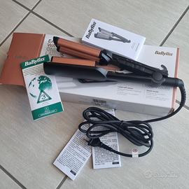 Piastra per capelli.