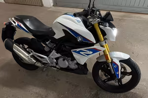 BMW G310R - 2019 - patente A2