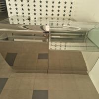 Banco vetrina in acciaio