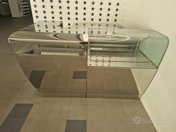 Banco vetrina in acciaio