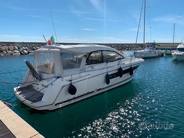 Barca jeanneau leader 10 ht