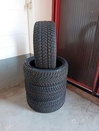 GOMME VREDESTEIN WINTRAC PRO 235 40 19 96W
