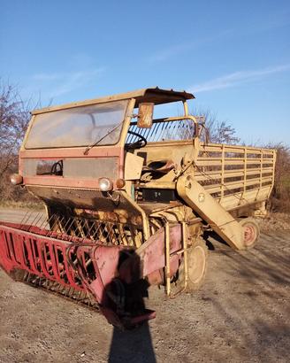 FALCIATRICE SEMOVENTE