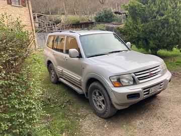 MITSUBISHI Pajero (2000-2007) - 2000