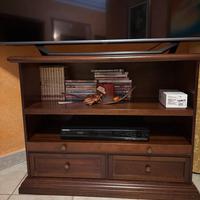 Mobile porta in legno scuro