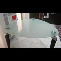 Tavolo arredamento salone 