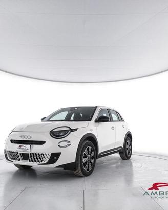 FIAT 600 1.2 hybrid 145cv auto