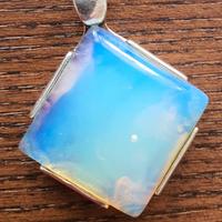  Ciondolo in Opalite - Riflessi Magici
