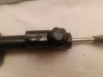 ammortizzatore sterzo per moto universale
