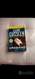 Uragano, Clive Cussler