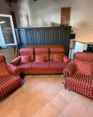 Salotto con divano 3 posti e 2 poltrone massello