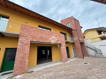 2 LOCALI A SUNO