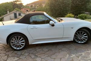 FIAT 124 spider