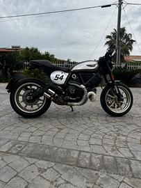 Ducati Sclamber cafe racer