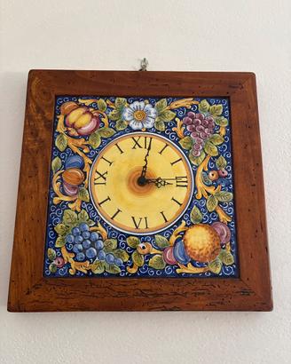 Orologio da parete decorato