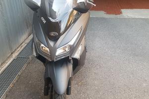 Kimco X Town 300i abs