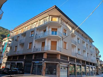 A 300 metri dal mare