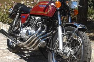 moto Honda 400 four