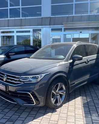 Volkswagen Tiguan 2.0 TDI 150 CV SCR DSG R-Line
