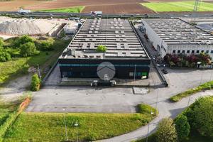 CAPANNONE A LONATO DEL GARDA