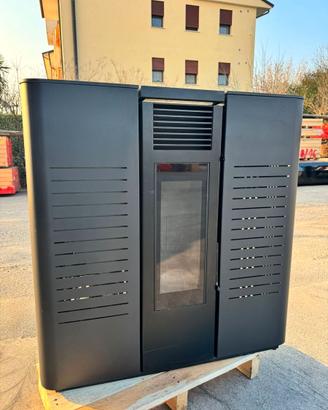 Stufa a pellet slim MONTEGRAPPA AS9 EVO 9 kW