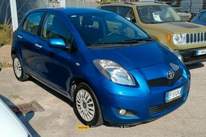 Toyota Yaris 1.0 5 porte Sol