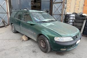 Ricambi Opel Vectra SW 2.0 diesel 82cv del 1997