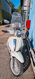 Piaggio Beverly 300