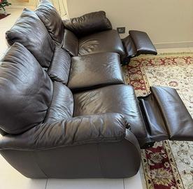 Divano di Divani&Divani (Natuzzi) in vera pelle