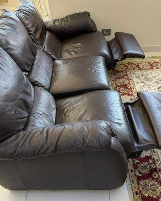 Divano di Divani&Divani (Natuzzi) in vera pelle